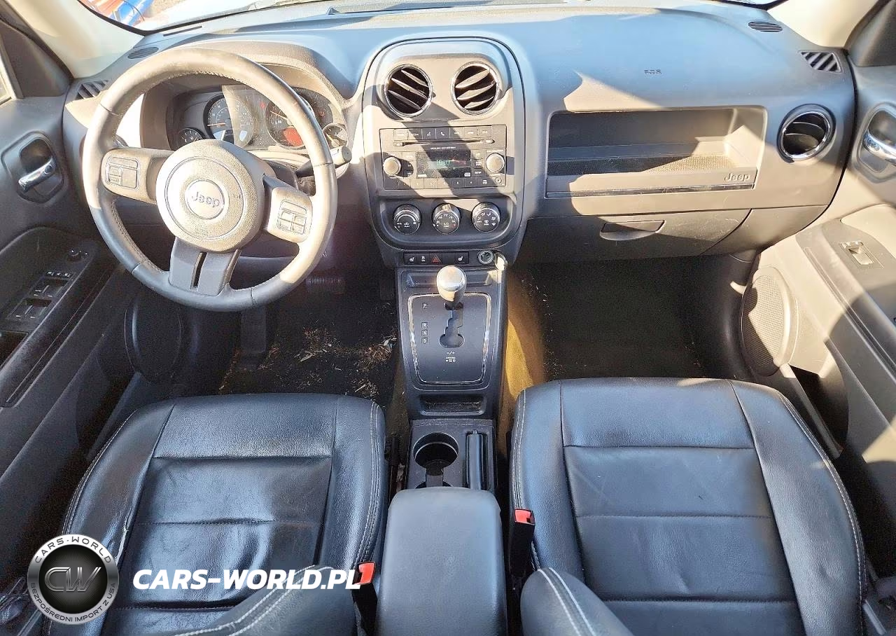 2016 Jeep Patriot Latitude VIN:1C4NJRFB3GD658866 - 8