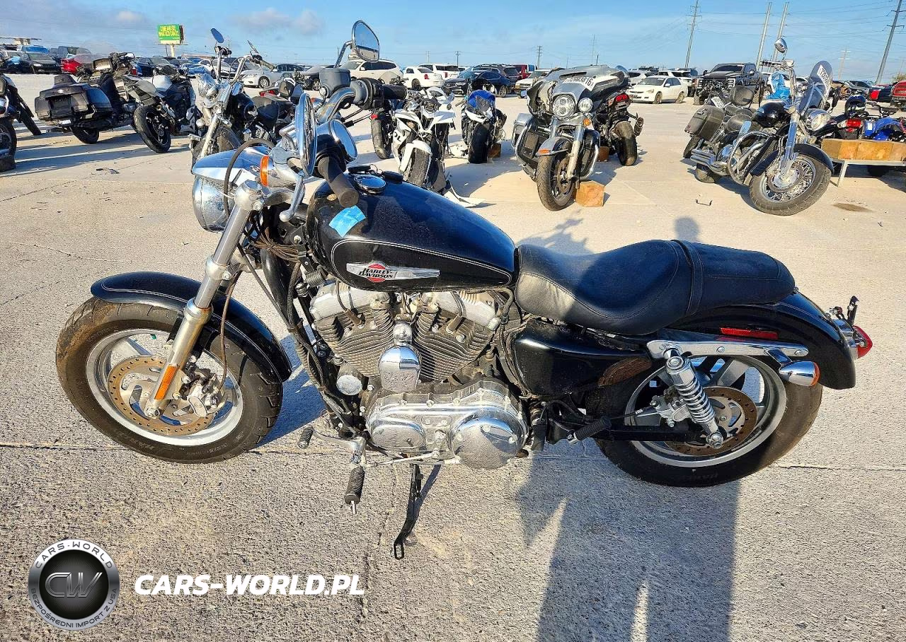 2015 Harley-Davidson Xl1200 C VIN:1HD1CT316FC431157 - 3
