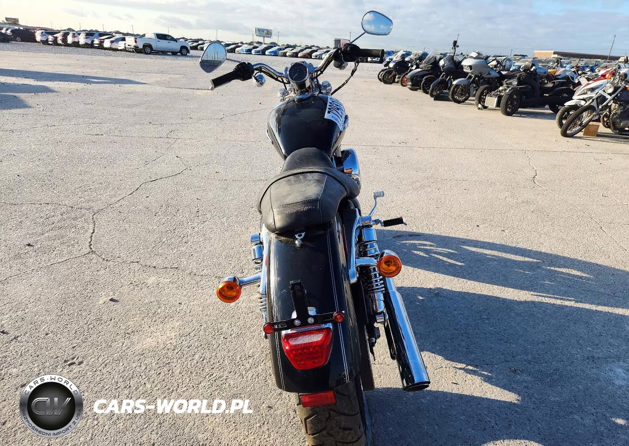 2015 Harley-Davidson Xl1200 C VIN:1HD1CT316FC431157 - 4