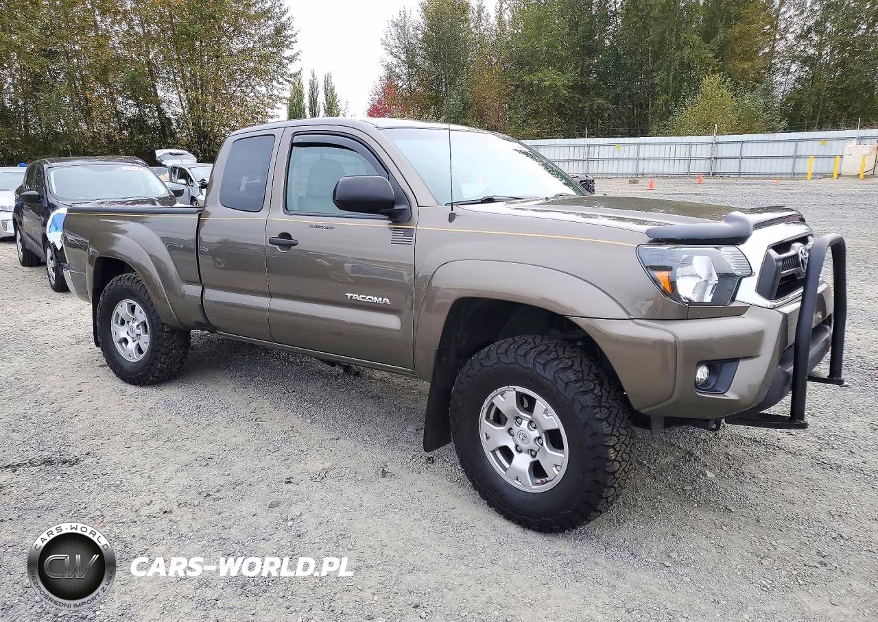 2012 Toyota Tacoma Prerunner Access Cab VIN:5TFTX4GN6CX012215 - 4