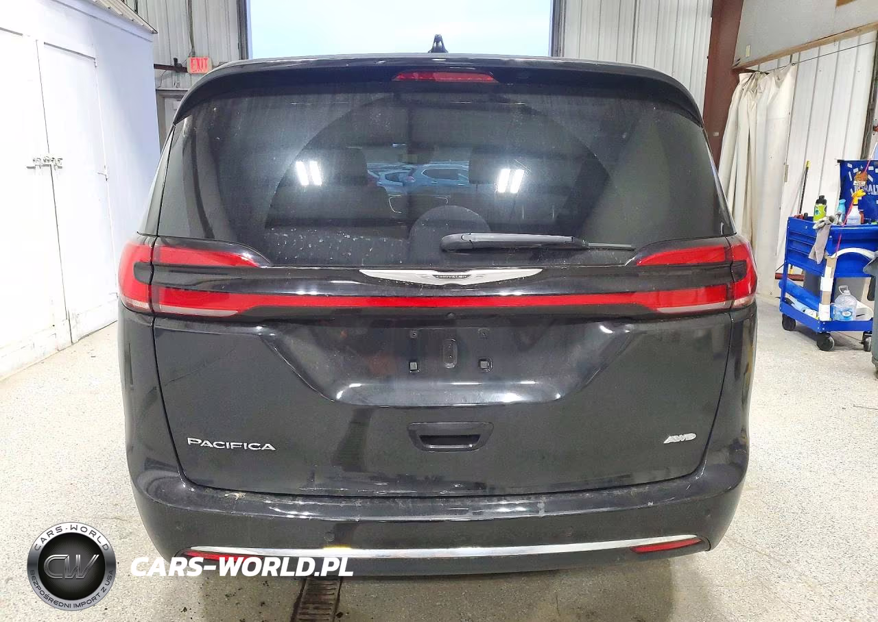 2023 Chrysler Pacifica Touring L VIN:2C4RC3BG9PR504007 - 6