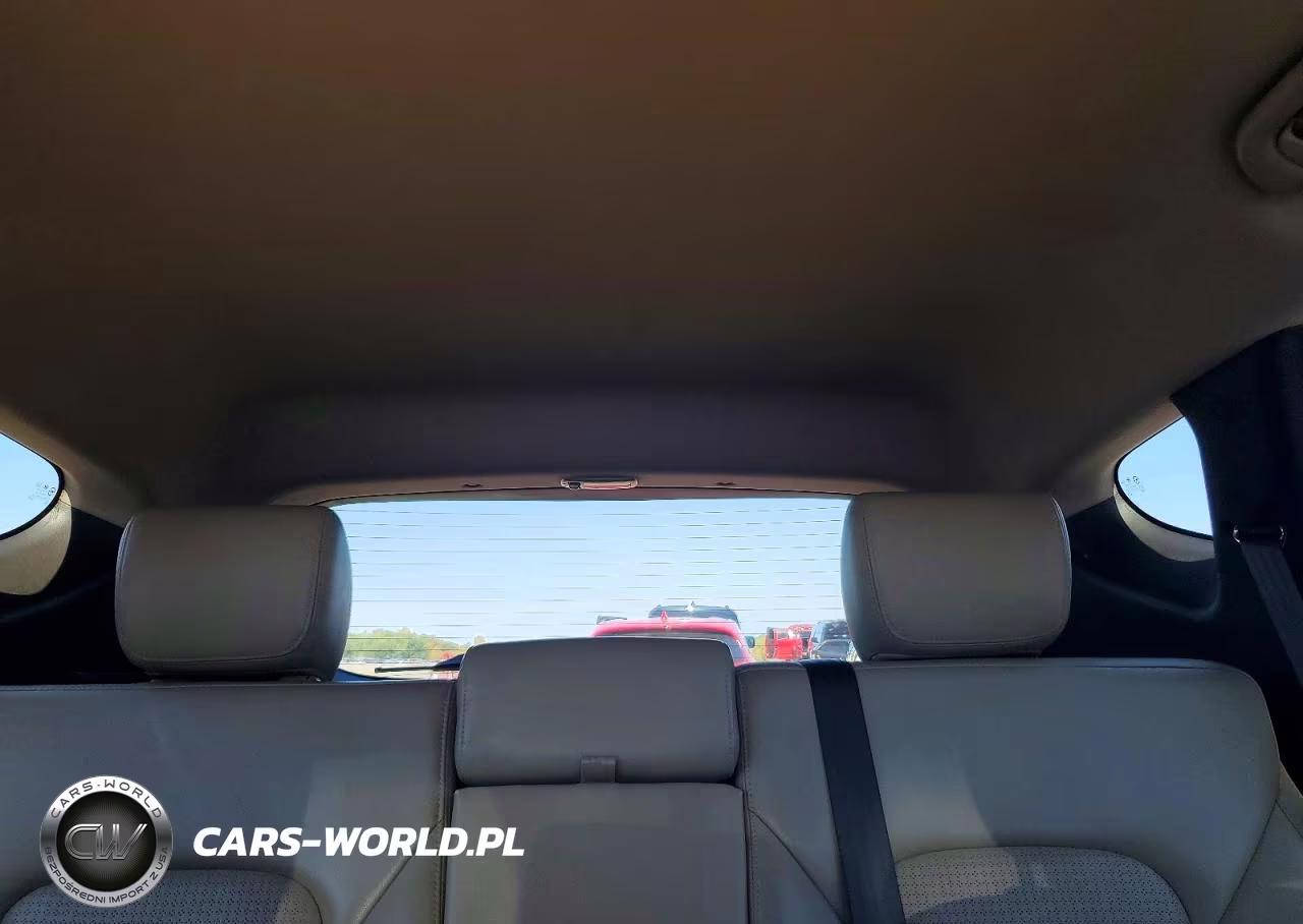 2013 Hyundai Santa Fe Sport 2.0T VIN:5XYZU3LA8DG070377 - 10