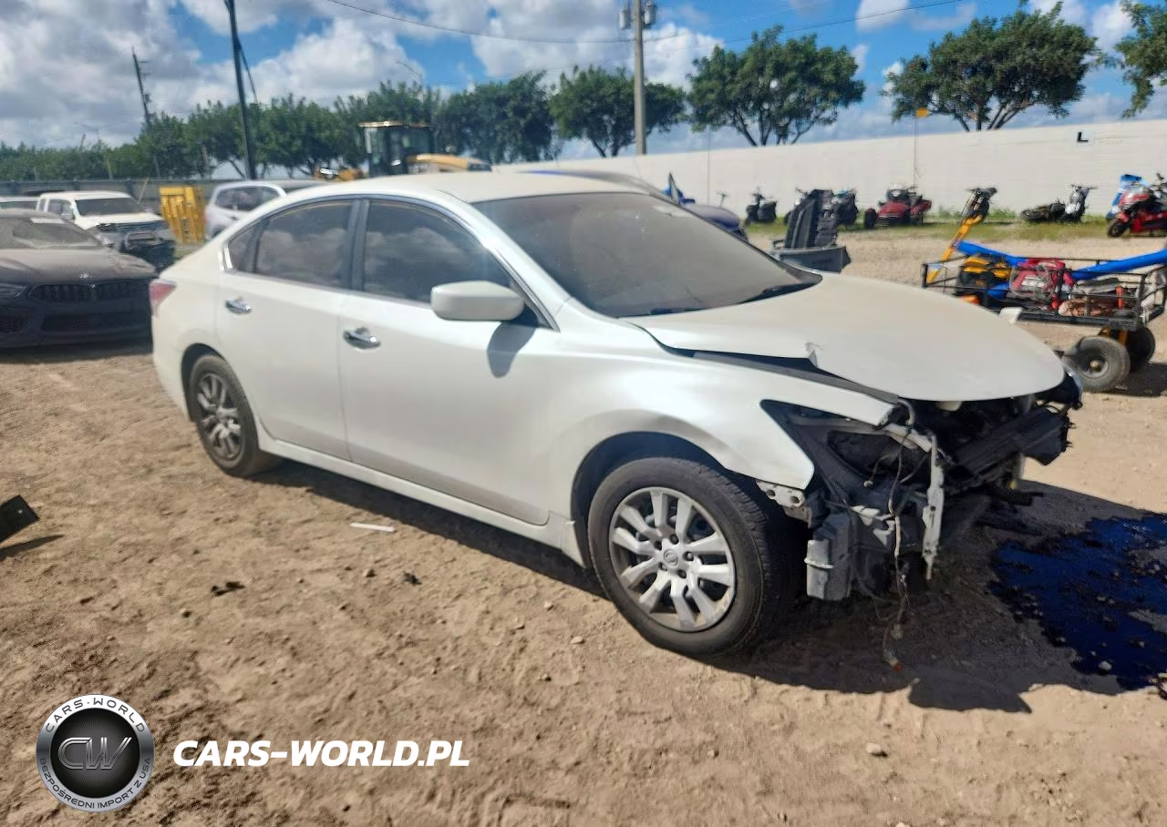 2014 Nissan Altima 2.5 S VIN:1N4AL3AP7EC166262 - 4