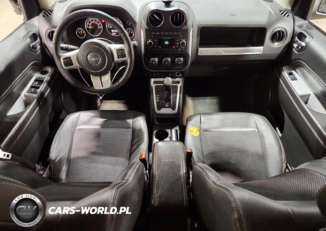 2016 Jeep Compass Latitude VIN:1C4NJDEB5GD757807 - 8