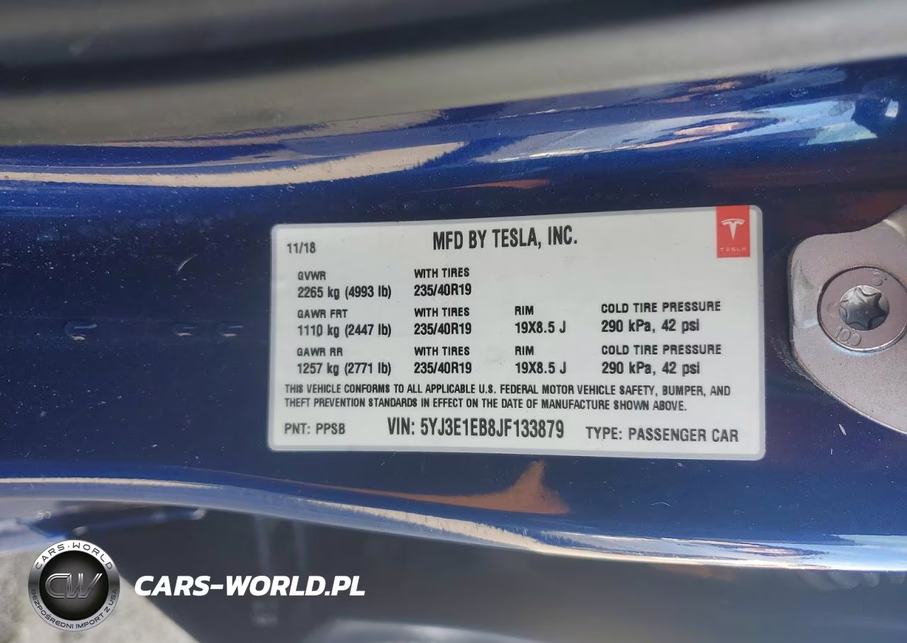 2018 Tesla Model 3 VIN:5YJ3E1EB8JF133879 - 12