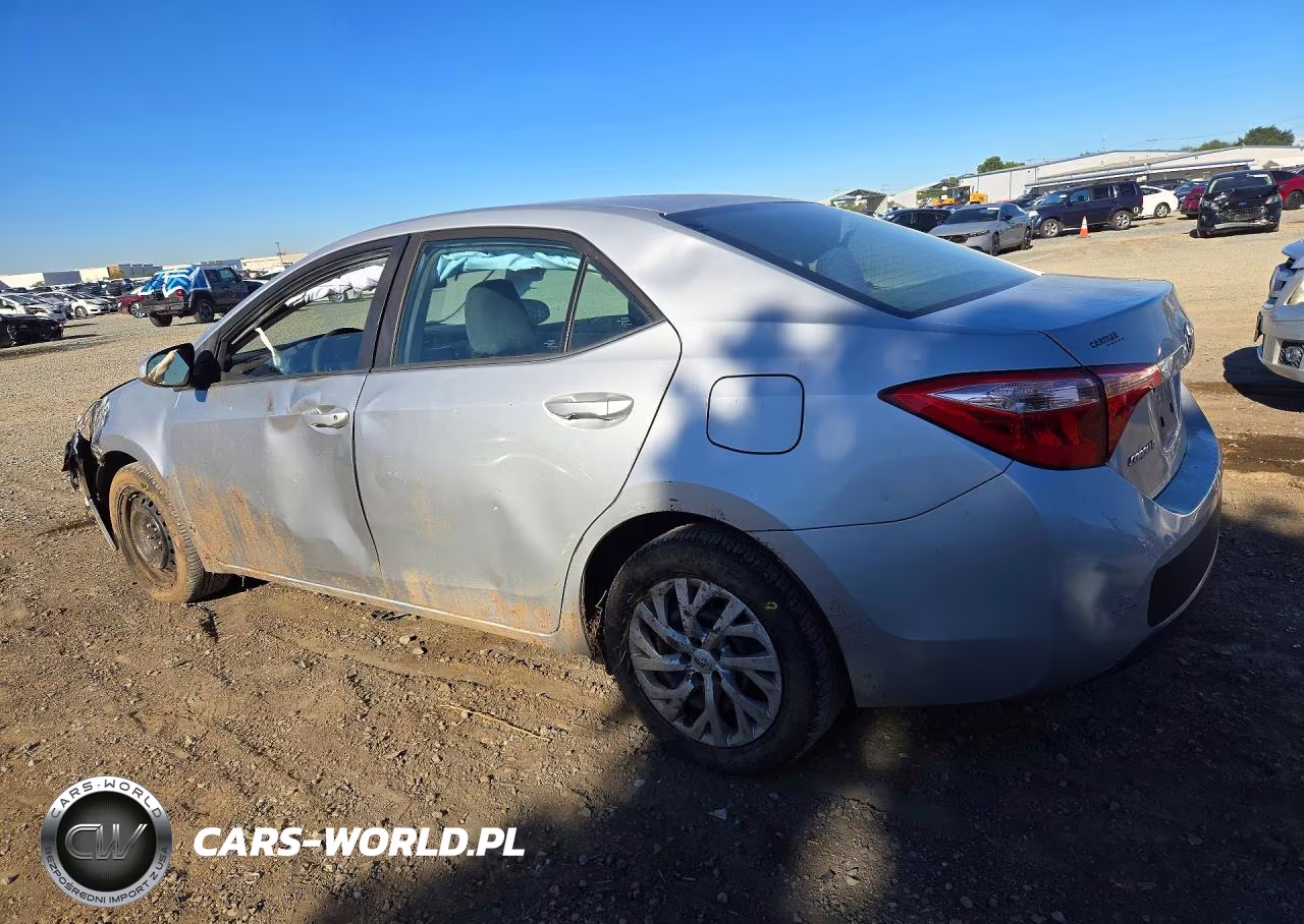 2018 Toyota Corolla Le VIN:5YFBURHEXJP845298 - 2