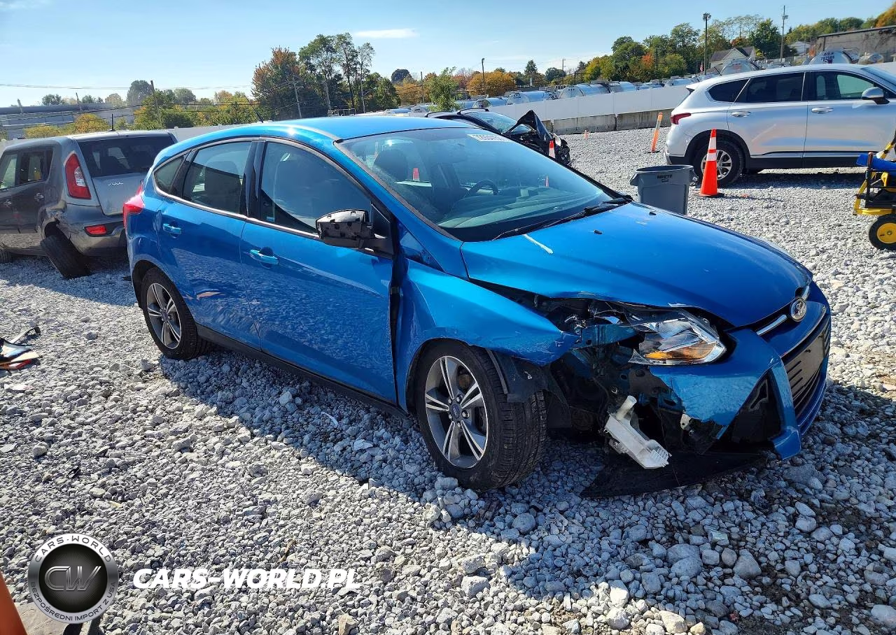 2014 Ford Focus Se VIN:1FADP3K22EL222936 - 4