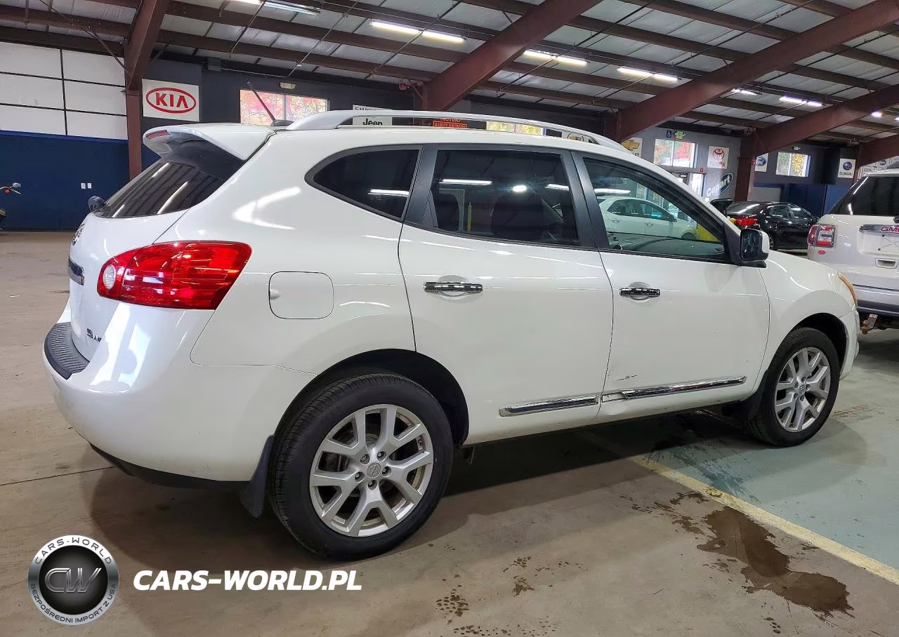 2011 Nissan Rogue S VIN:JN8AS5MV1BW304878 - 3