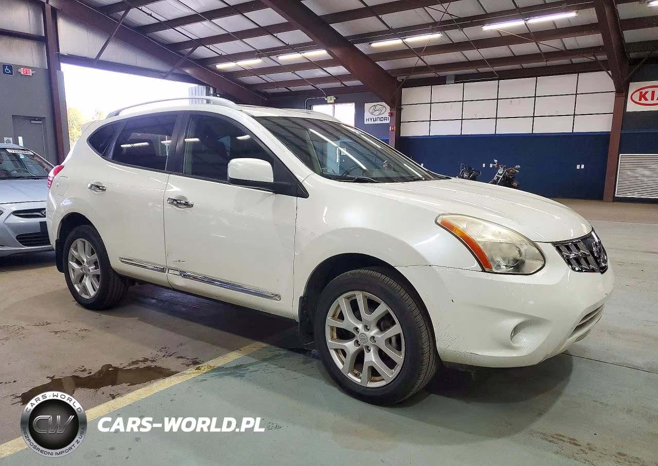 2011 Nissan Rogue S VIN:JN8AS5MV1BW304878 - 4
