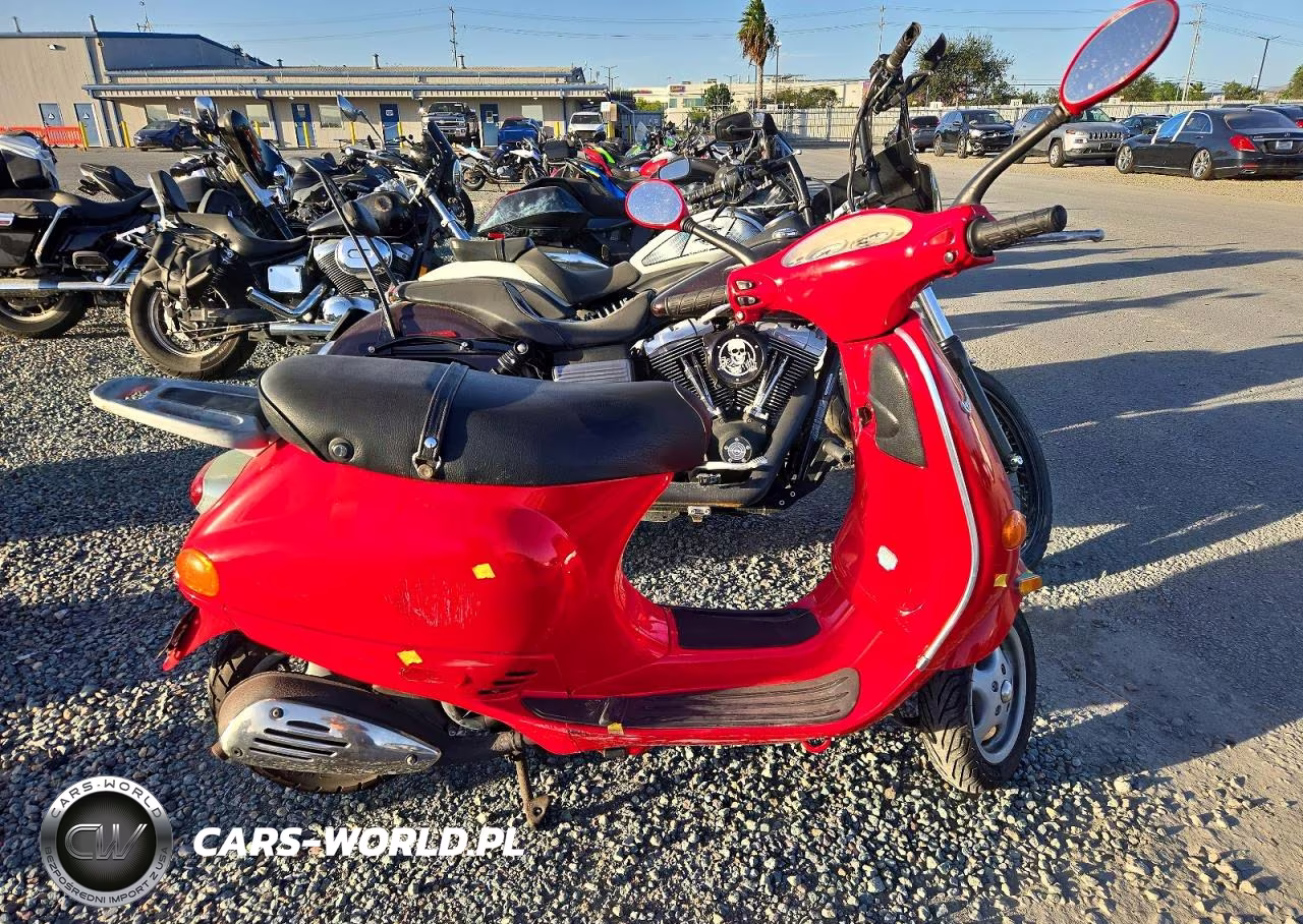 2003 Vespa C161C – zdjęcie 1 z 9