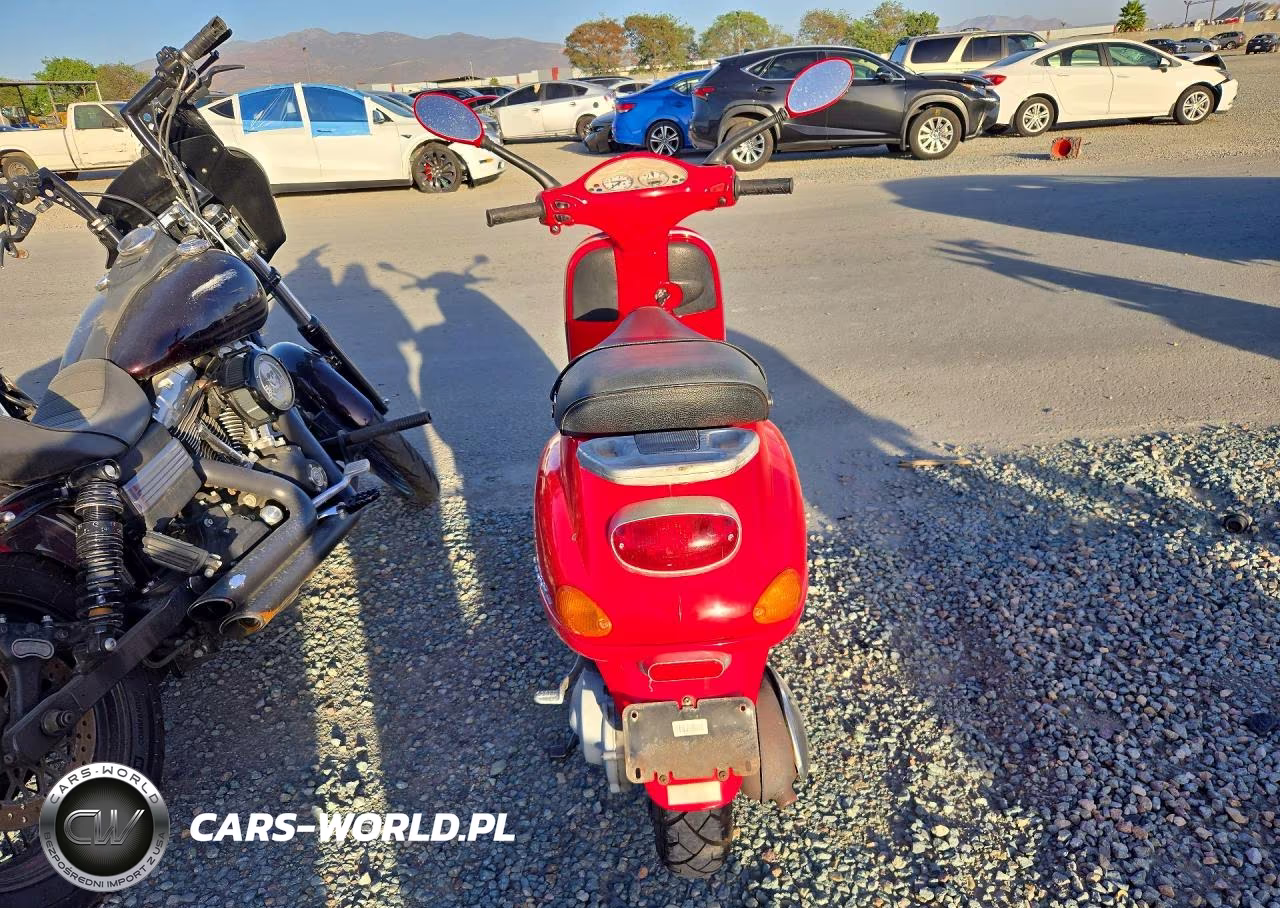 2003 Vespa C161C VIN:ZAPC16C1X35006881 - 4