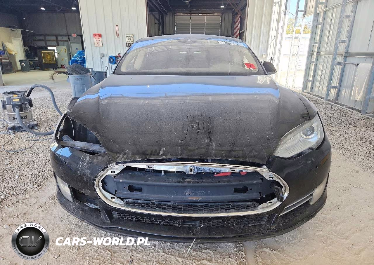 2015 Tesla Model S 60-70-85 VIN:5YJSA1H18FF094566 - 5