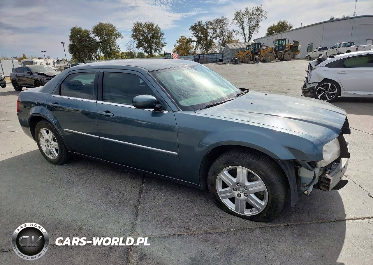 2006 Chrysler 300 Touring VIN:2C3LK53GX6H114626 - 4