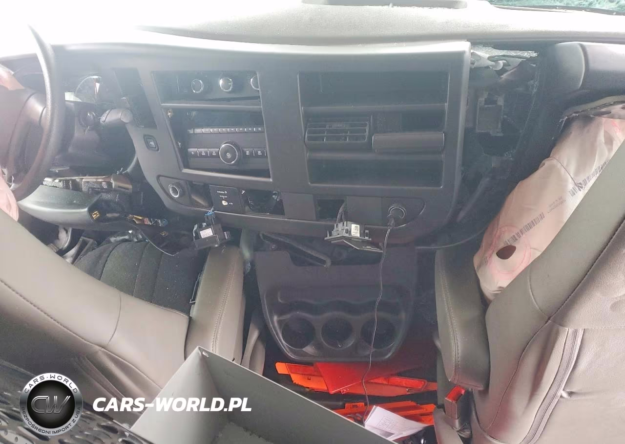 2022 Chevrolet Express 2500 Utility - Service Van VIN:1GCWGAFP3N1224171 - 8
