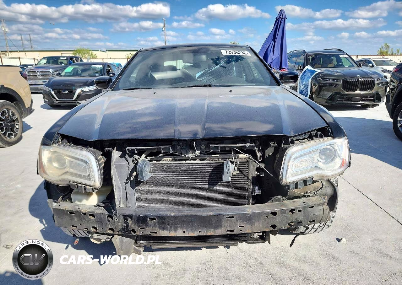 2014 Chrysler 300 VIN:2C3CCARG0EH151082 - 5