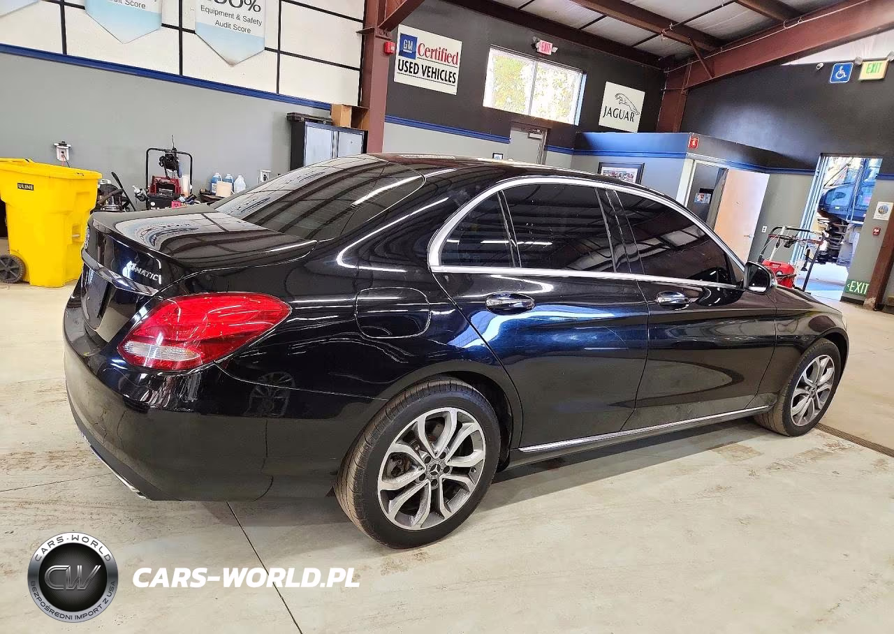 2017 Mercedes-Benz C 300 4Matic VIN:55SWF4KB1HU211959 - 3