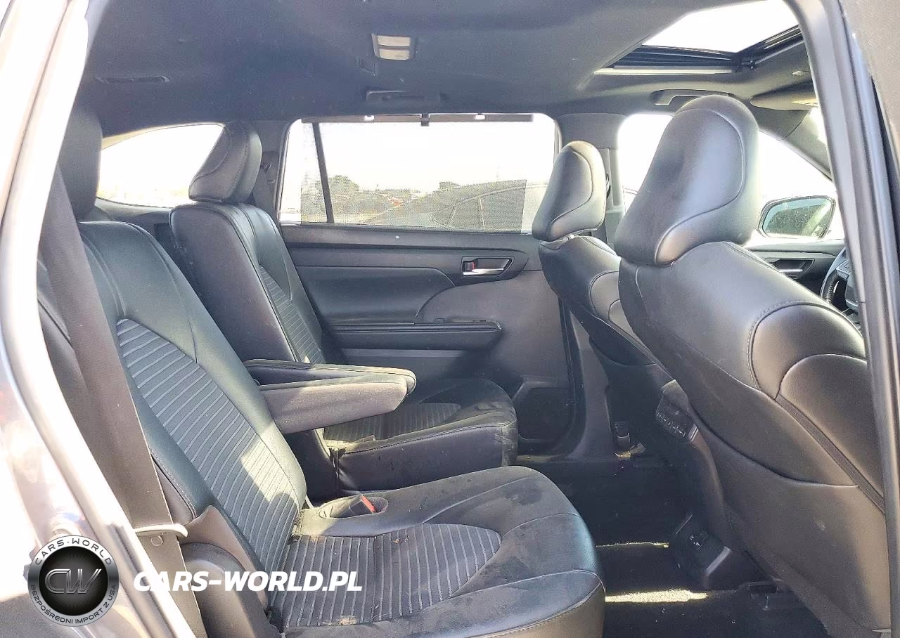 2021 Toyota Highlander Xse VIN:5TDJZRBH5MS160931 - 11