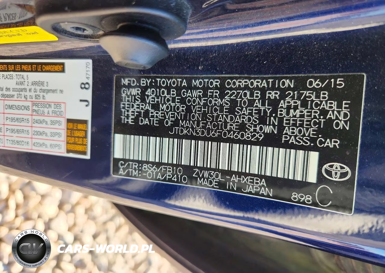 2015 Toyota Prius Two VIN:JTDKN3DU6F0460829 - 13