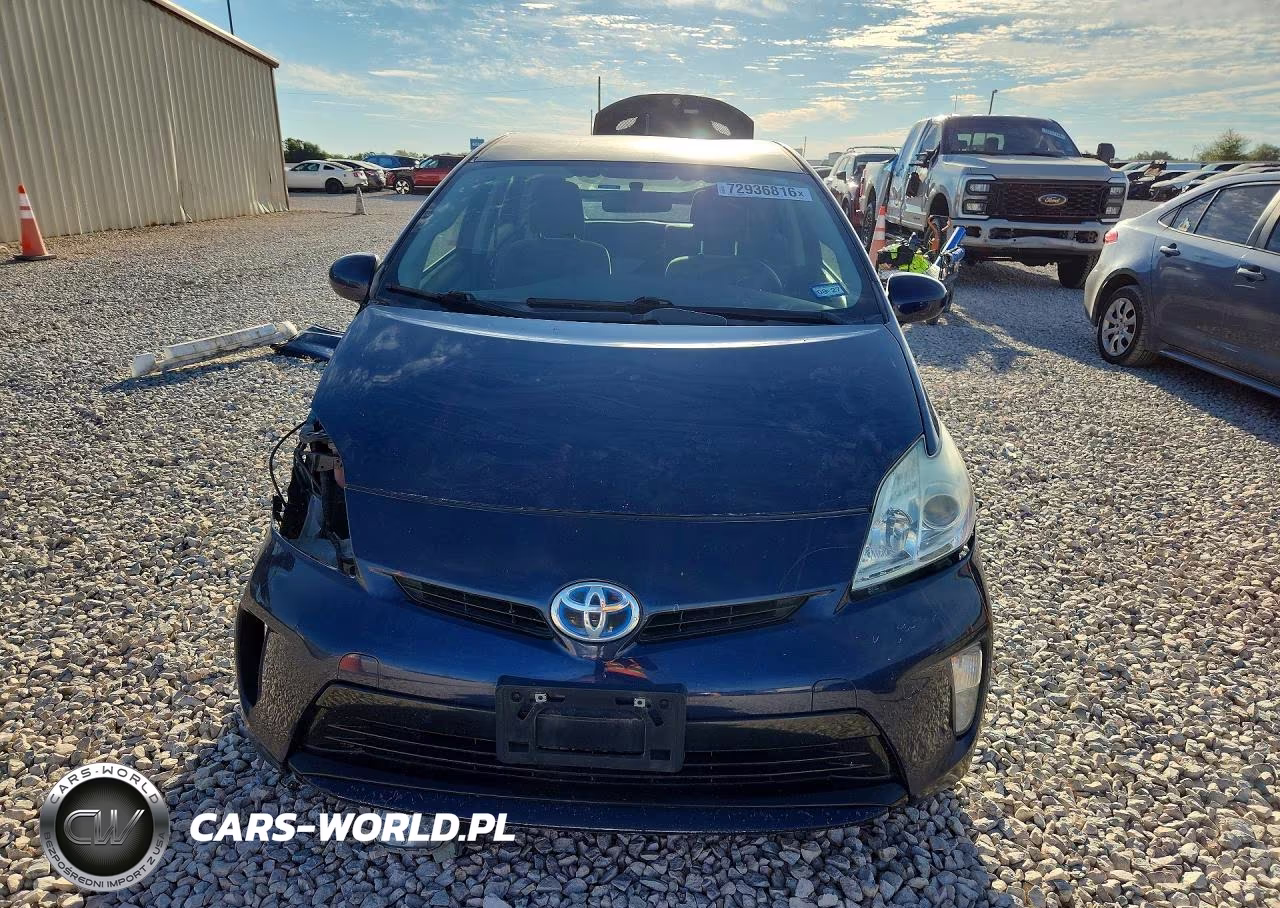 2015 Toyota Prius Two VIN:JTDKN3DU6F0460829 - 5