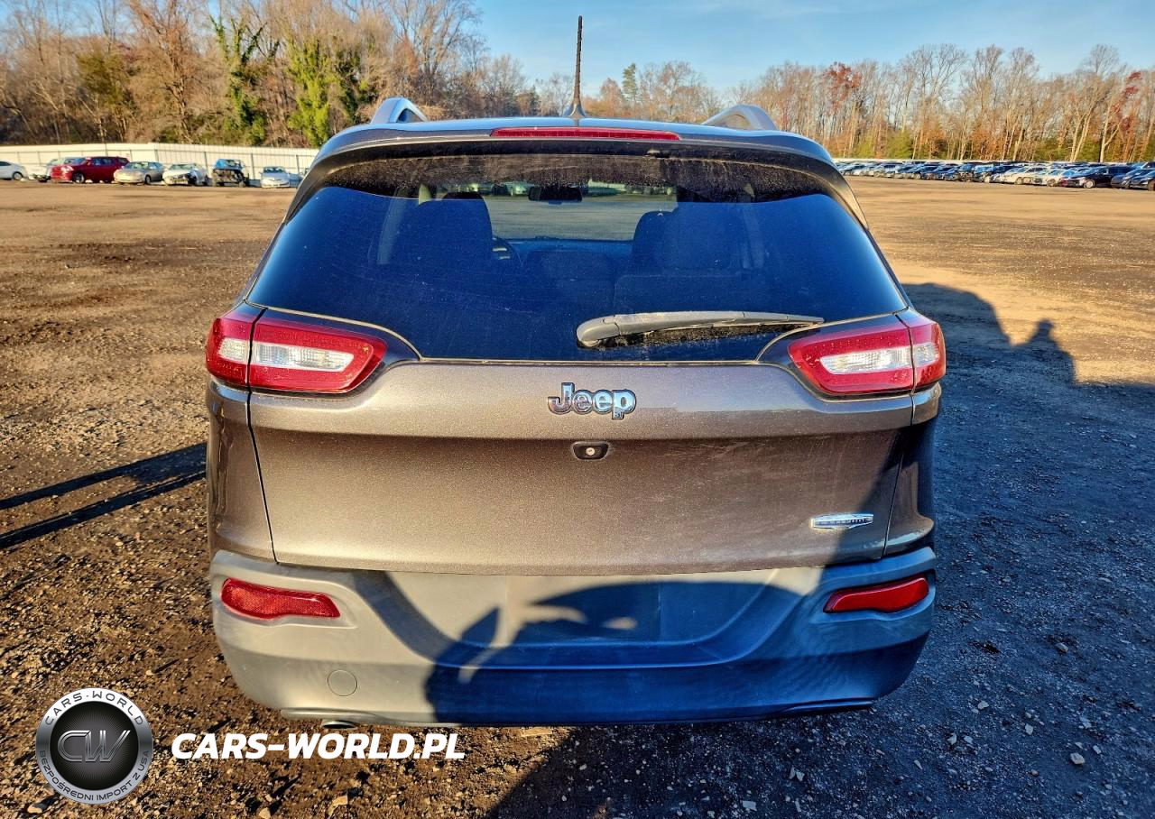 2015 Jeep Cherokee Latitude VIN:1C4PJLCB5FW601842 - 6