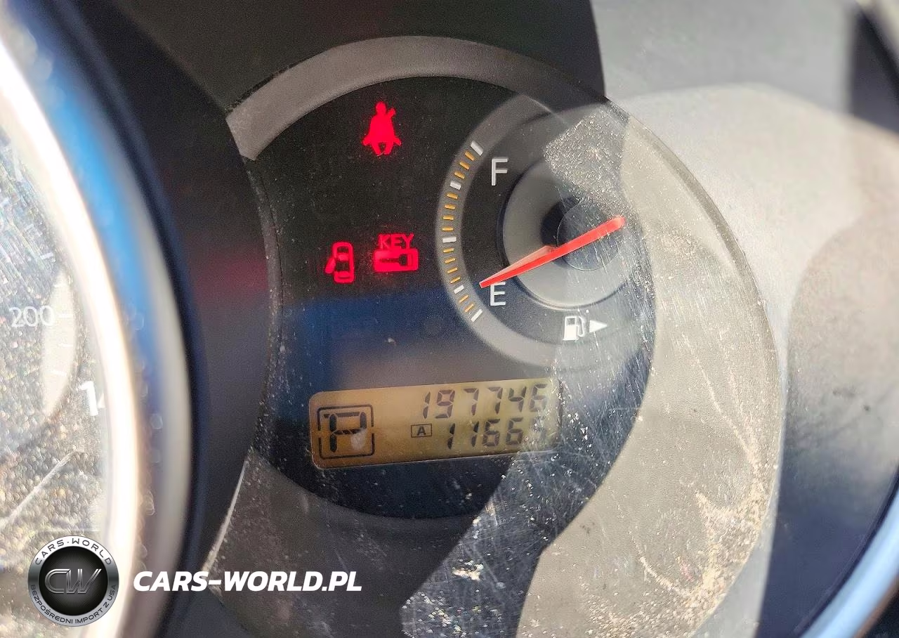 2008 Nissan Versa 1.8 S VIN:3N1BC13E88L410611 - 9