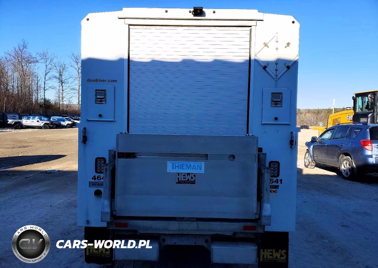2017 Ford Transit Utility - Service Truck VIN:1FDBW5ZM1HKB32979 - 6