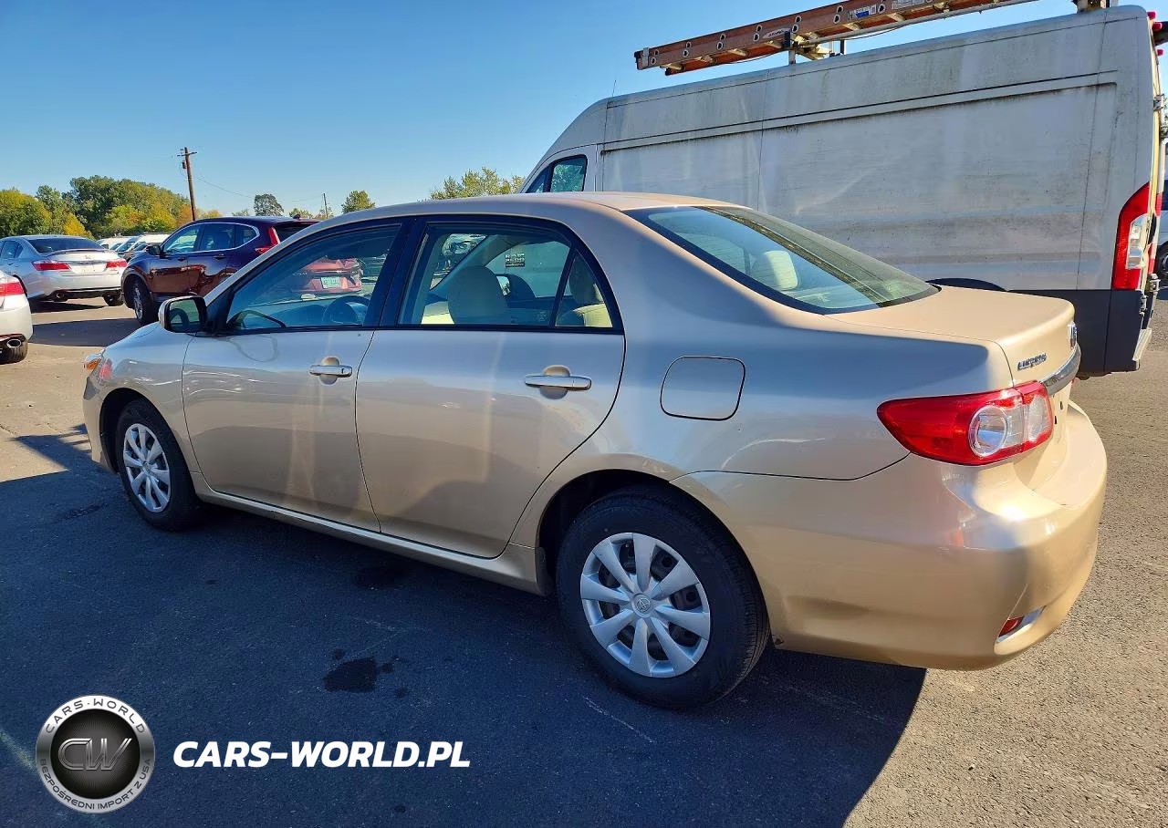 2011 Toyota Corolla Le VIN:JTDBU4EE0B9159494 - 2