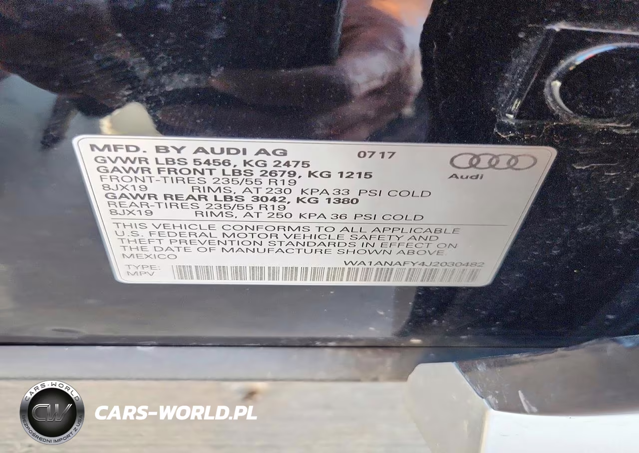 2018 Audi Q5 Premium VIN:WA1ANAFY4J2030482 - 14
