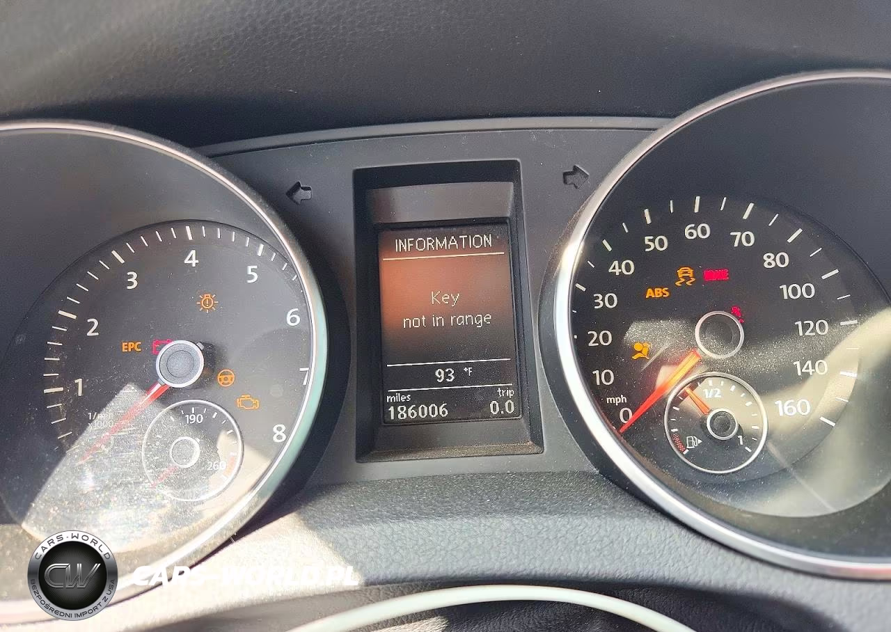 2011 Volkswagen Golf VIN:WVWAB7AJ9BW026272 - 9