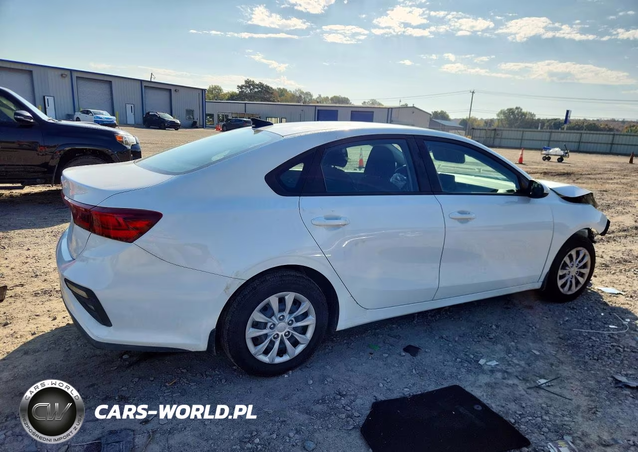 2021 Kia Forte Fe VIN:3KPF24ADXME345157 - 3