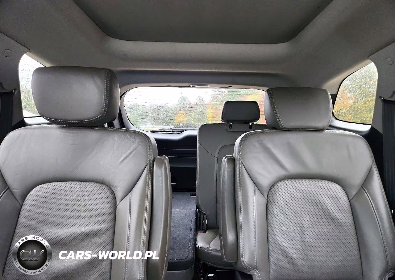 2017 Hyundai Santa Fe Limited Ultimate VIN:KM8SRDHF6HU181524 - 10