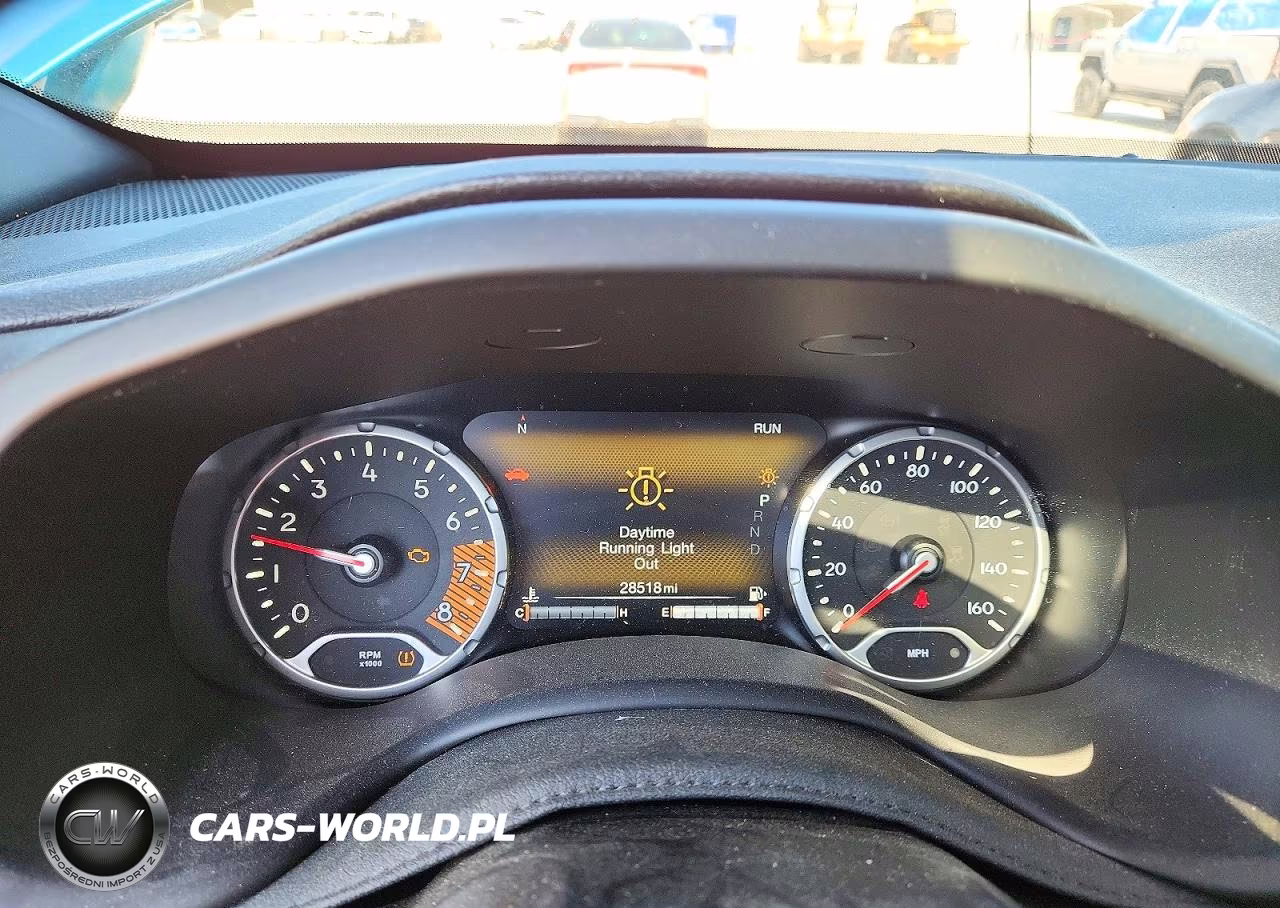 2022 Jeep Renegade Trailhawk VIN:ZACNJDC16NPN80786 - 9