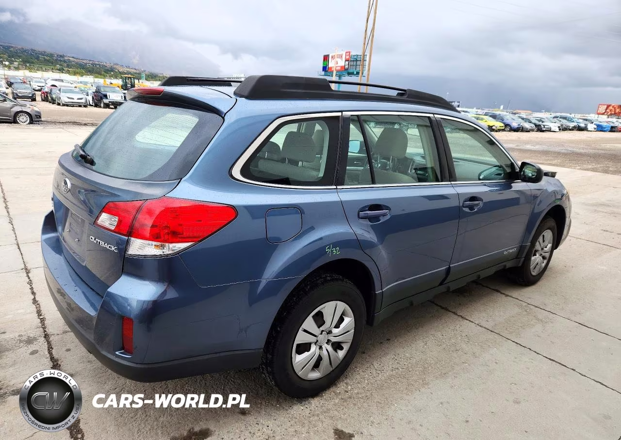 2013 Subaru Outback 2.5I VIN:4S4BRCAC5D3306670 - 3