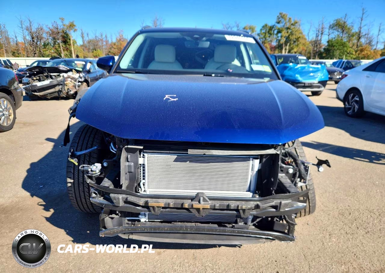 2024 Audi Q3 Premium S Line 45 VIN:WA1DECF35R1147504 - 5