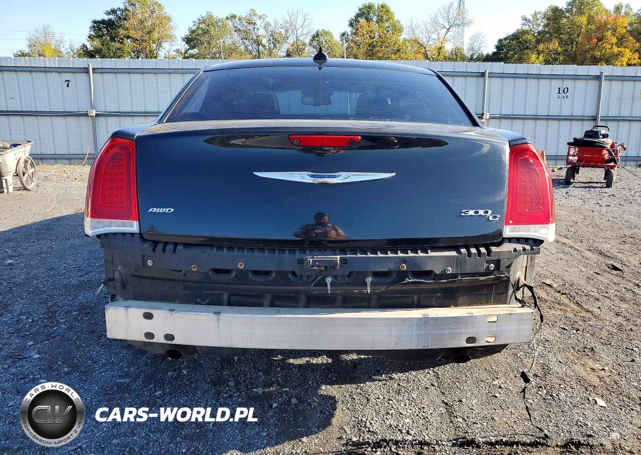 2016 Chrysler 300C VIN:2C3CCAKG1GH325450 - 6