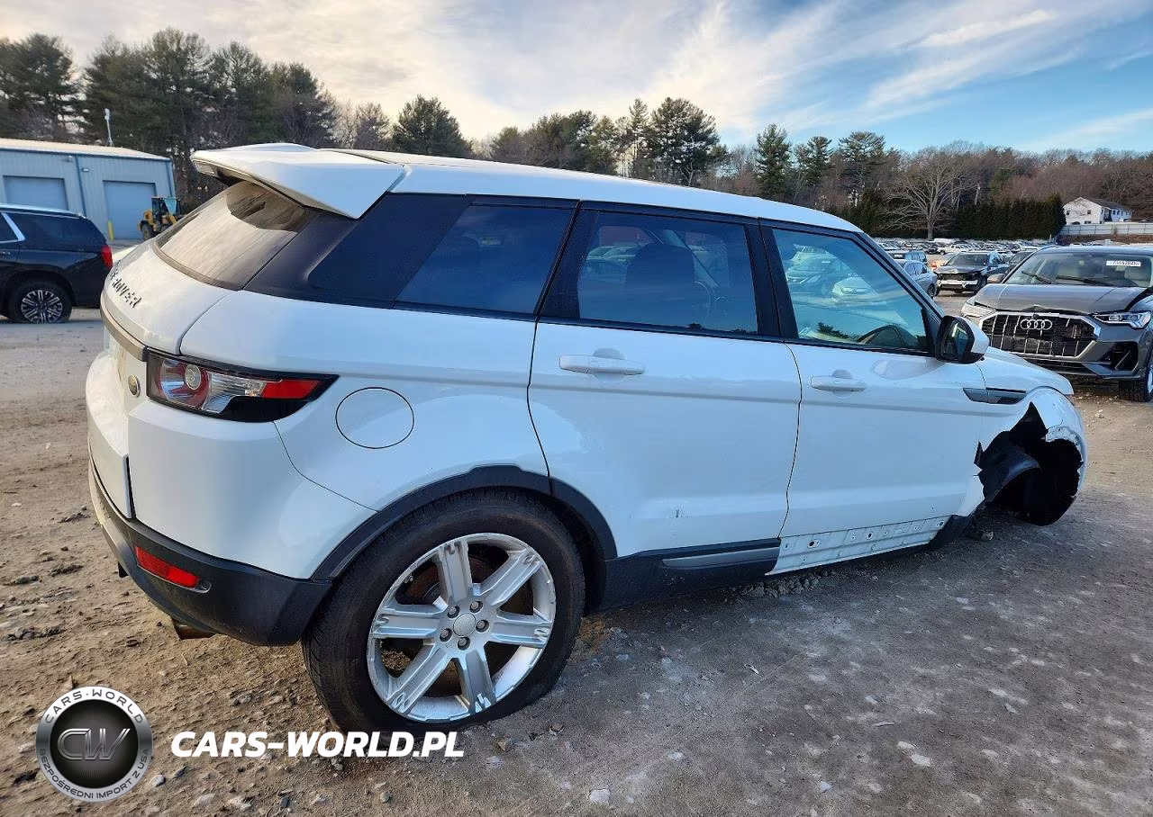 2015 Land Rover Range Rover Evoque Pure Plus VIN:SALVP2BG4FH960559 - 3