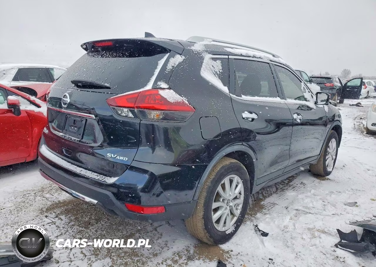2018 Nissan Rogue S VIN:KNMAT2MV5JP616749 - 3