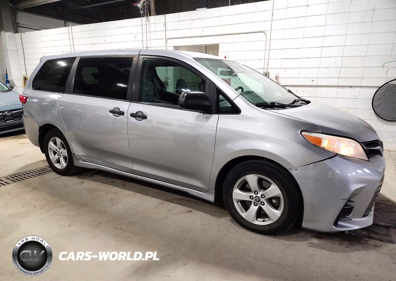 2018 Toyota Sienna L VIN:5TDZZ3DCXJS948536 - 4