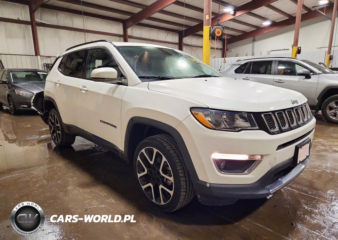 2017 Jeep Compass Limited VIN:3C4NJDCB9HT631903 - 4