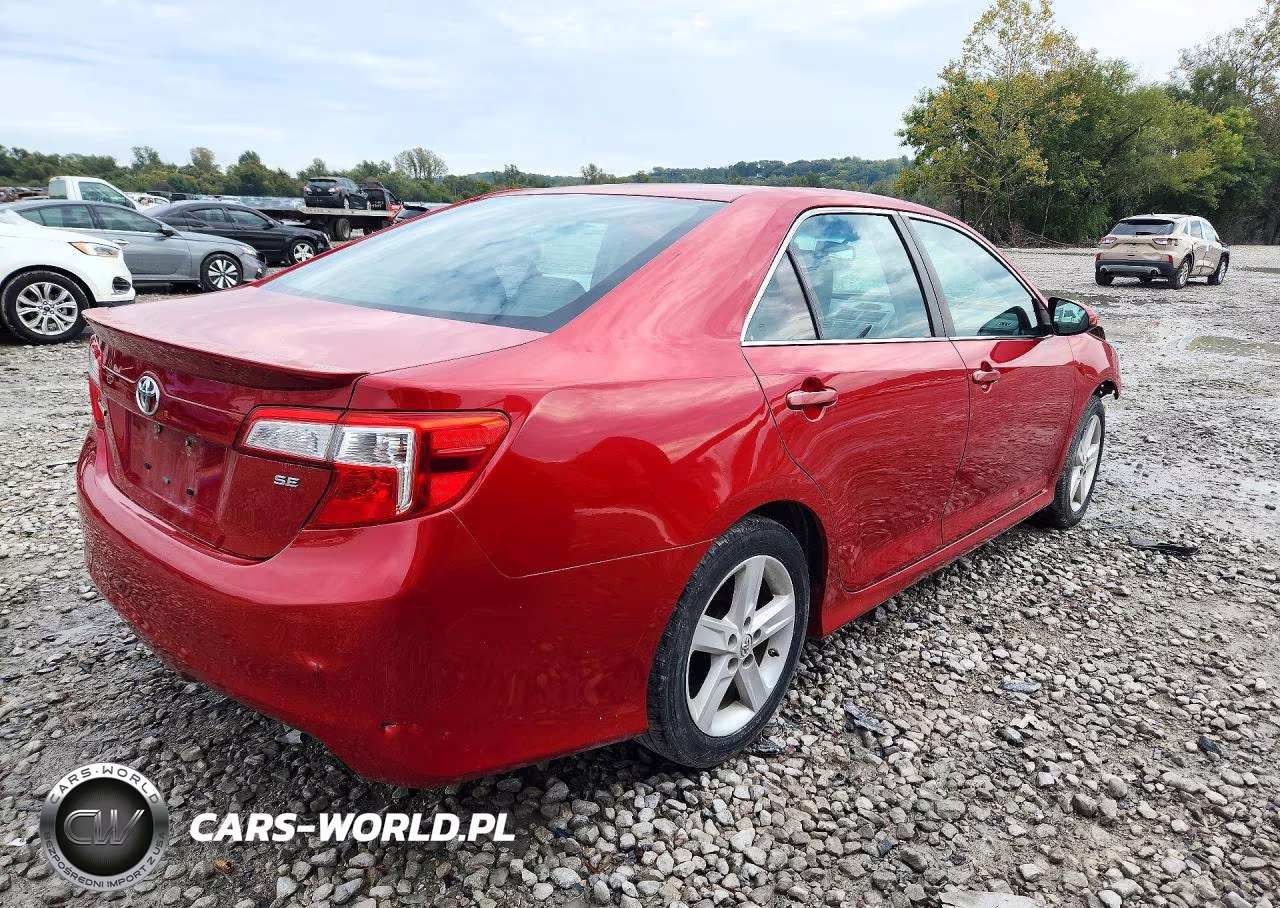 2014 Toyota Camry Se VIN:4T1BF1FK4EU804996 - 3