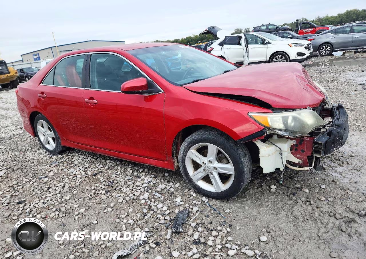 2014 Toyota Camry Se VIN:4T1BF1FK4EU804996 - 4