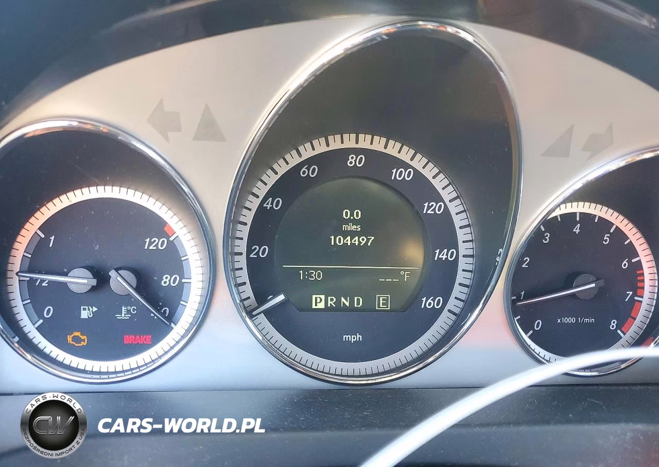 2011 Mercedes-Benz C 300 VIN:WDDGF5EB3BF631240 - 9