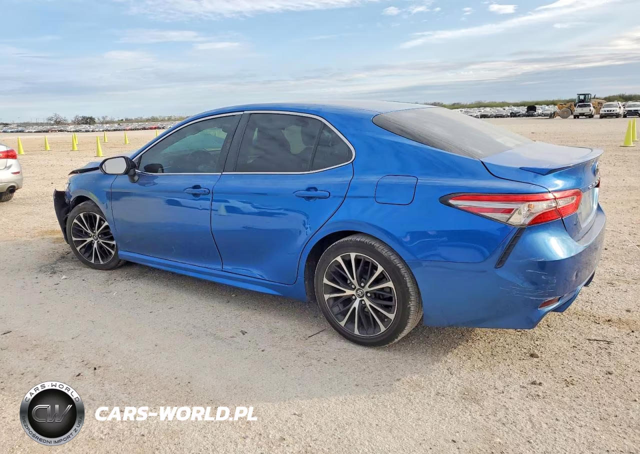 2018 Toyota Camry VIN:4T1B11HKXJU155968 - 2