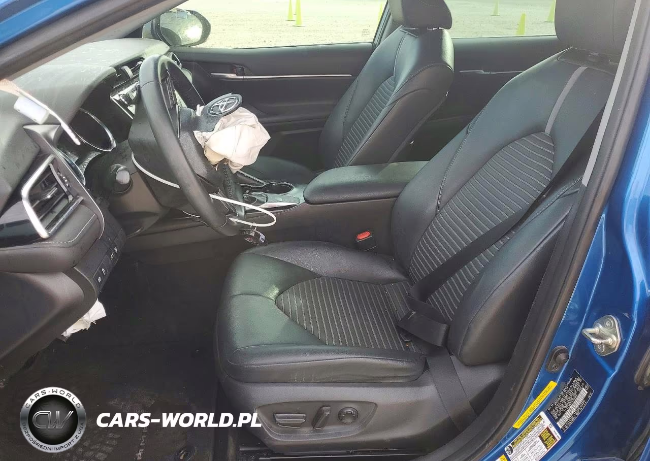 2018 Toyota Camry VIN:4T1B11HKXJU155968 - 7