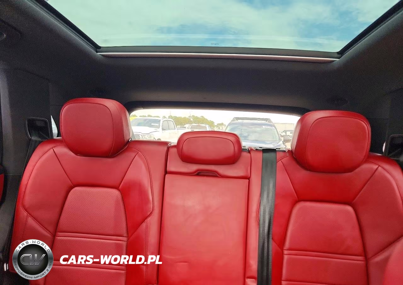 2020 Porsche Cayenne VIN:WP1AA2AY2LDA02345 - 10