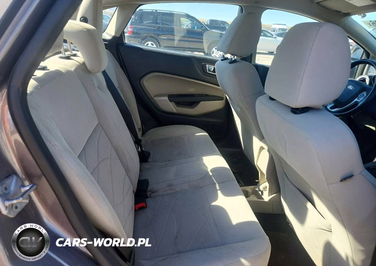 2014 Ford Fiesta Se VIN:3FADP4BJ1EM131247 - 10