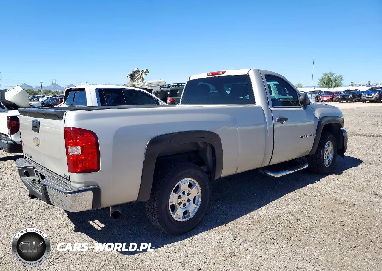 2008 Chevrolet Silverado C1500 VIN:1GCEC14X48Z296626 - 3