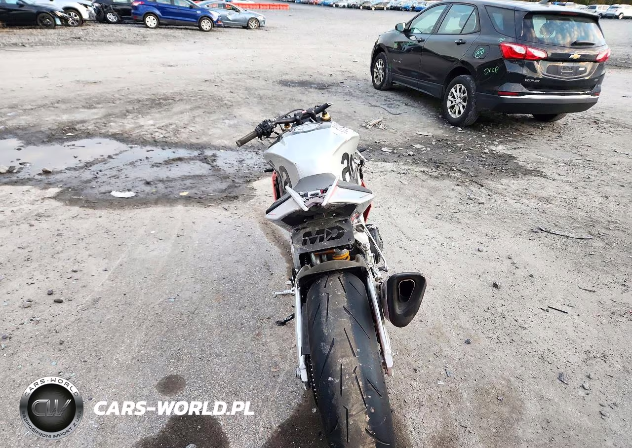 2019 Aprilia Tuono V4 VIN:ZD4KGUA12KS000077 - 4