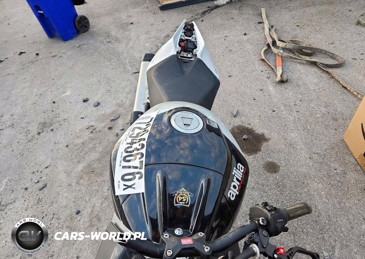 2019 Aprilia Tuono V4 VIN:ZD4KGUA12KS000077 - 5