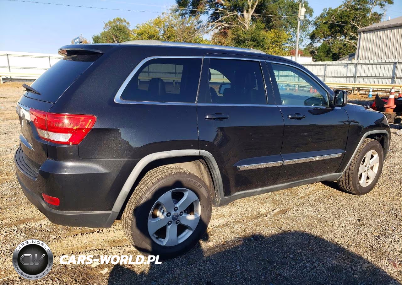 2011 Jeep Grand Cherokee Laredo VIN:1J4RR4GG5BC534422 - 3